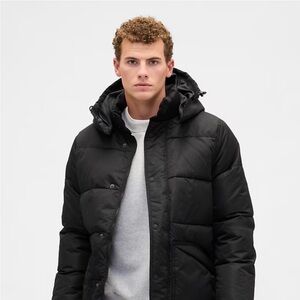 GAP Men's Classic Black Puffer Jacket